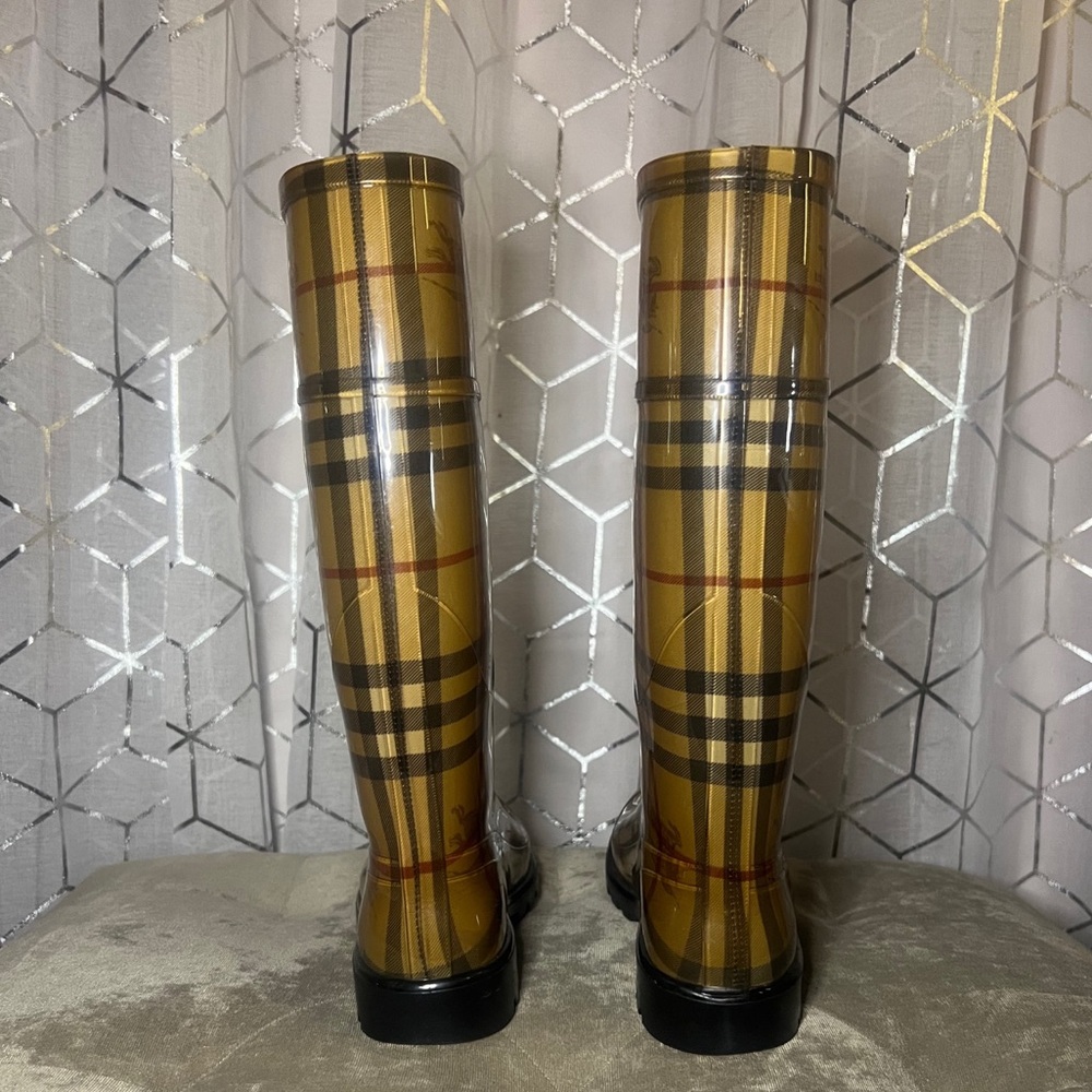 Burberry Classic Rubber Rain Boots - Picture 3 of 4